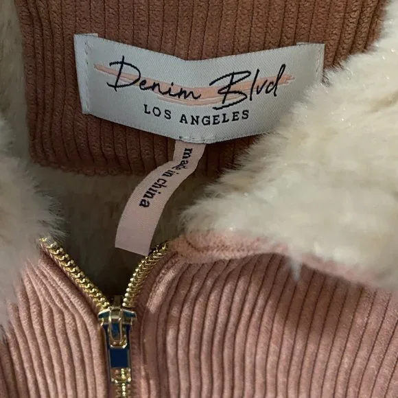 Womans heavy jacket - Picture 2 of 2